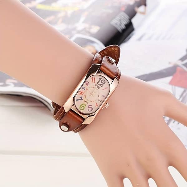 Color scale retro square women's quartz watch